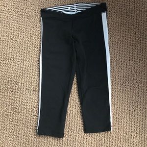 🖤VINTAGE Lululemon Crops🖤